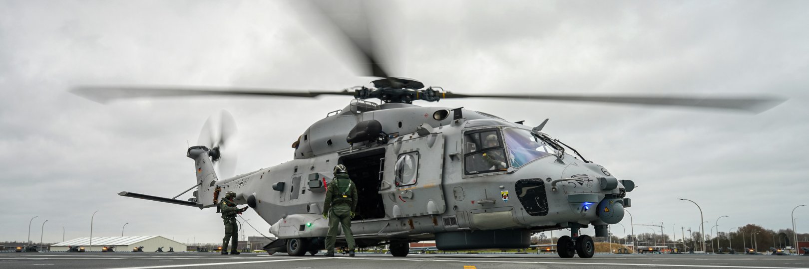 Hubschrauber werden bei der Seenotrettung eingesetzt. (Foto: Bundeswehr / Theska)